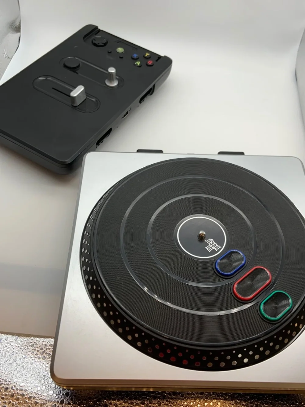 Vintage DJ Hero XBOX 360 Wireless Turntable Controller Untested AS IS For Parts